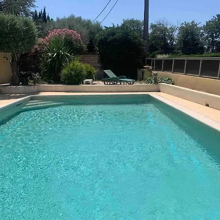 T2 Avec Terrasse A Six-fours - Piscine Parking Apartment