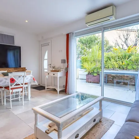 T2 Avec Terrasse A Six-fours - Piscine Parking דירה *