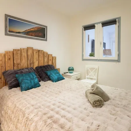 Apartament T2 Avec Terrasse A Six-fours - Piscine Parking Six-Fours-les-Plages